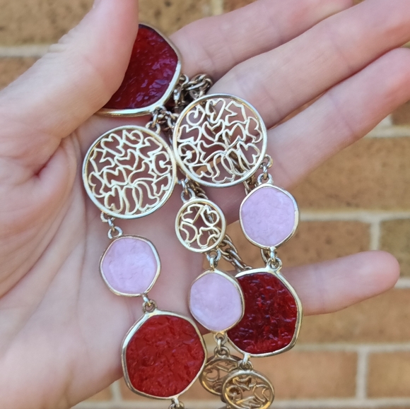 Vintage Pink And Red Molded Plastic Necklace - Picture 5 of 11